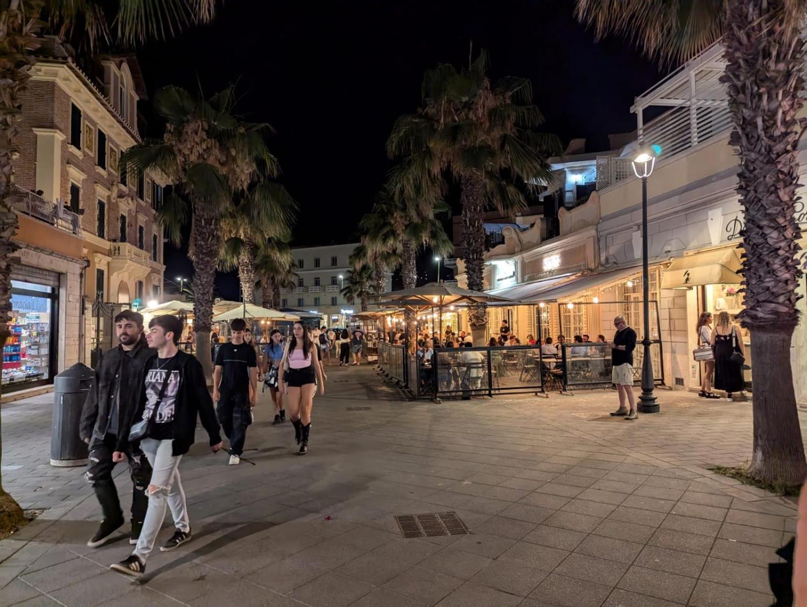 Prestige Miranda House Roma Ostia Apartment ภายนอก รูปภาพ